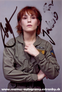 noomi-rapace-autograph-1.png